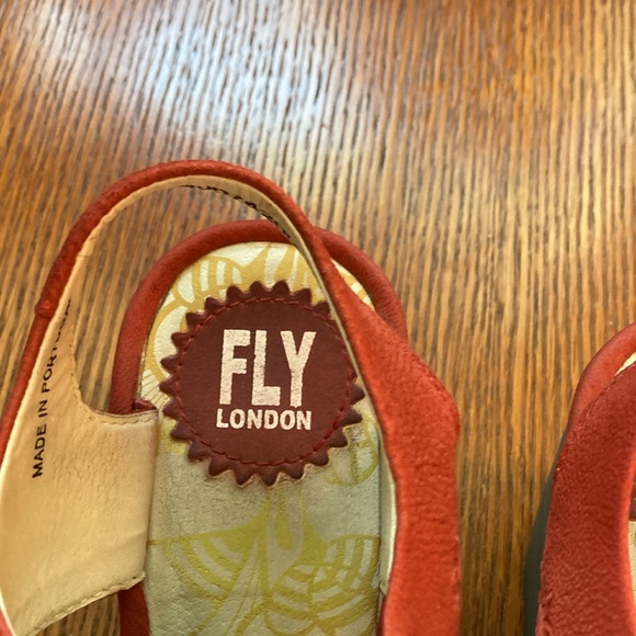 FLY LONDON YLFA red lace up wedges, peep toe. Size 37.  6.5-7. Leather - Picture 4 of 9